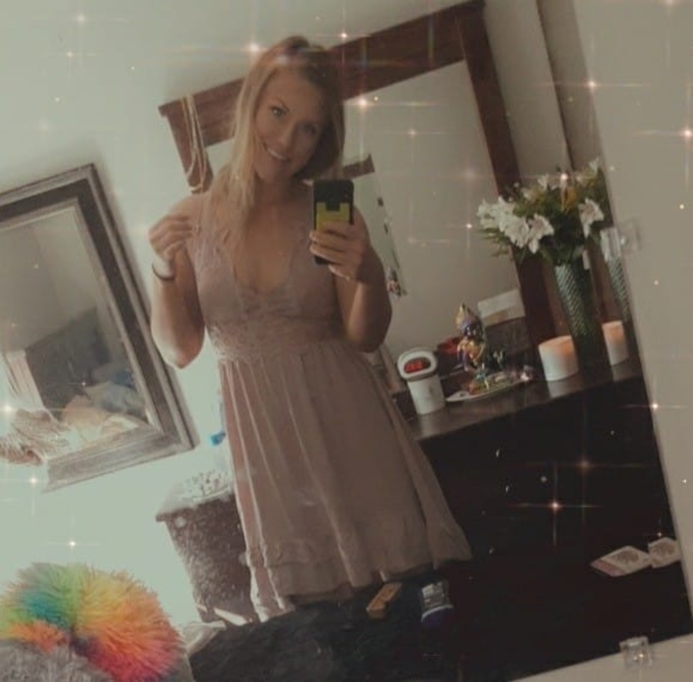 Meet your Posher, Desirae